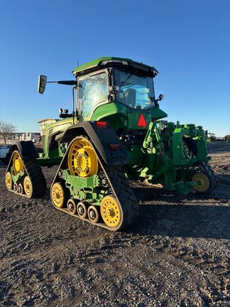 2025 John Deere 8RX 370 Tractor Rubber Track