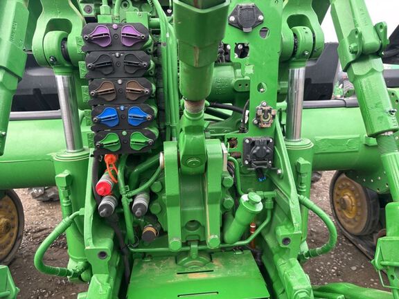 2025 John Deere 8RX 370 Tractor Rubber Track