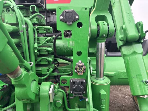 2025 John Deere 8RX 370 Tractor Rubber Track