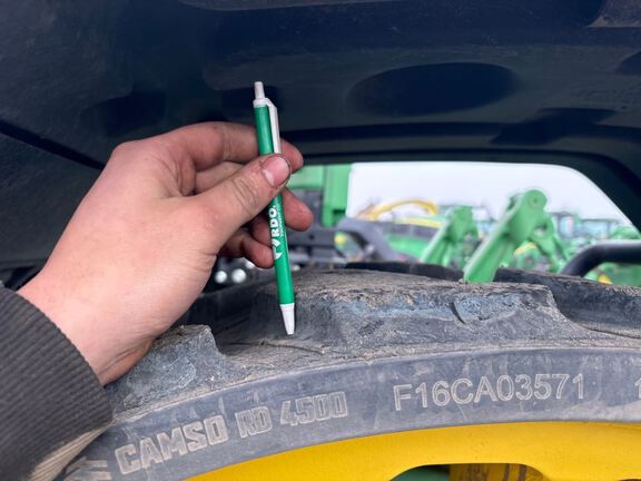 2025 John Deere 8RX 370 Tractor Rubber Track