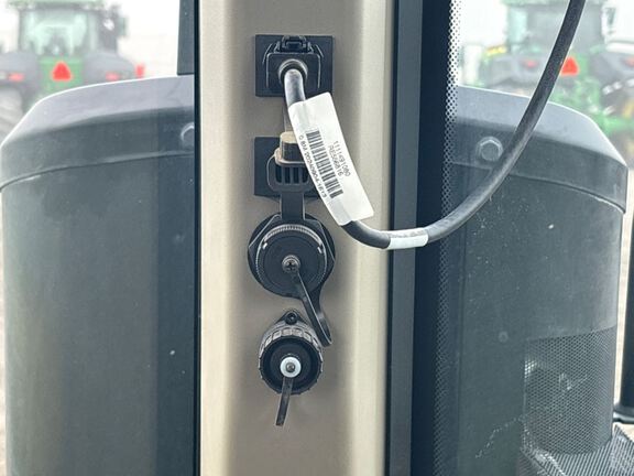 2025 John Deere 8RX 370 Tractor Rubber Track