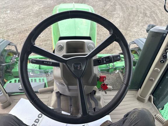 2025 John Deere 8RX 370 Tractor Rubber Track