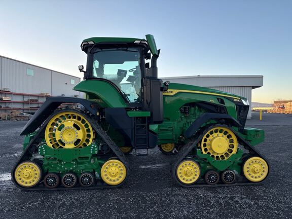 2025 John Deere 8RX 410 Tractor Rubber Track