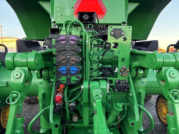 2025 John Deere 8RX 410 Tractor Rubber Track