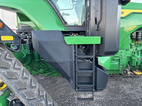 2025 John Deere 8RX 410 Tractor Rubber Track