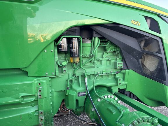 2025 John Deere 8RX 410 Tractor Rubber Track