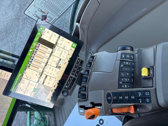 2025 John Deere 8RX 410 Tractor Rubber Track