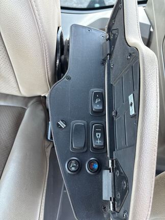 2025 John Deere 8RX 410 Tractor Rubber Track