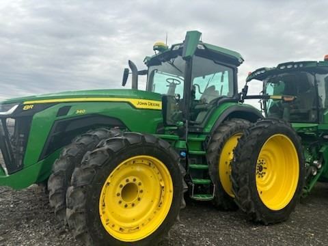2022 John Deere 8R 340 Tractor