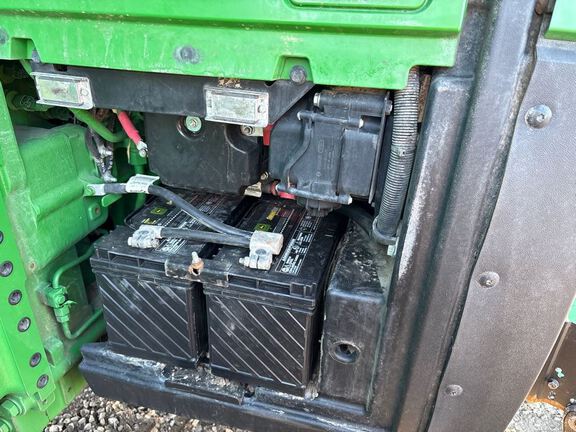 2022 John Deere 8R 340 Tractor