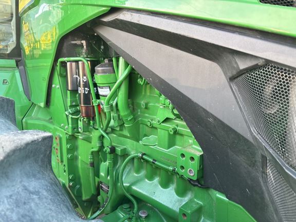 2022 John Deere 8R 340 Tractor