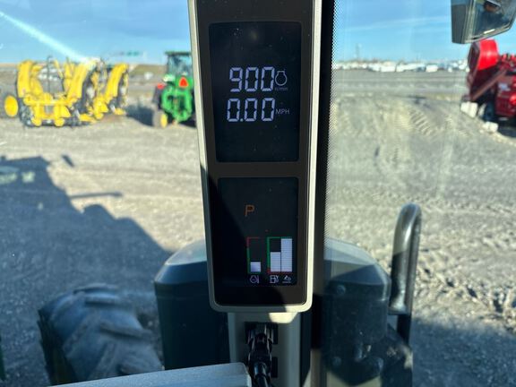 2022 John Deere 8R 340 Tractor