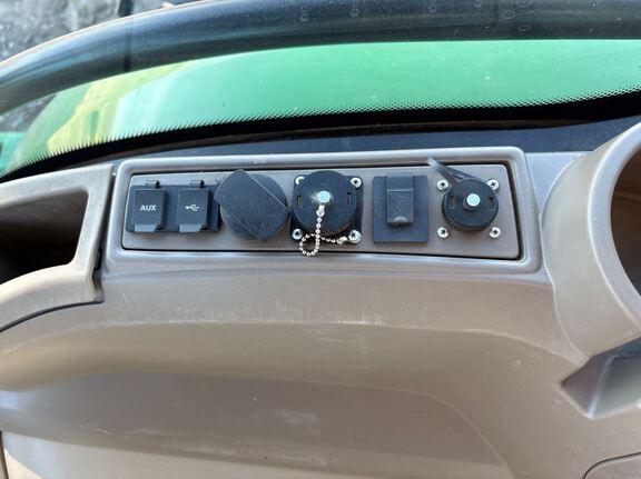 2022 John Deere 8R 340 Tractor