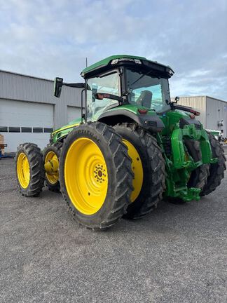 2022 John Deere 8R 340 Tractor