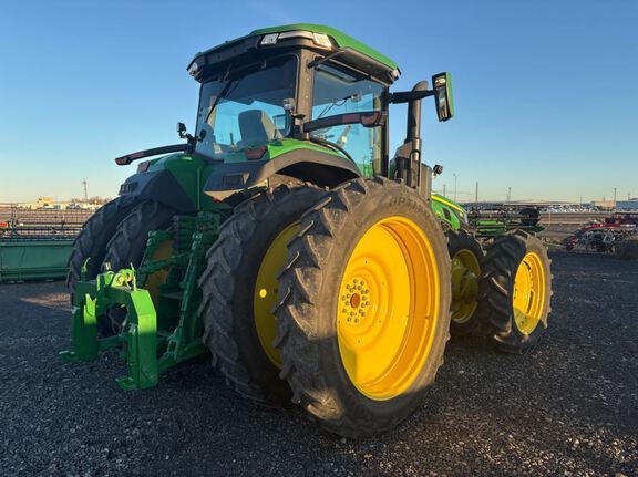 2022 John Deere 8R 340 Tractor