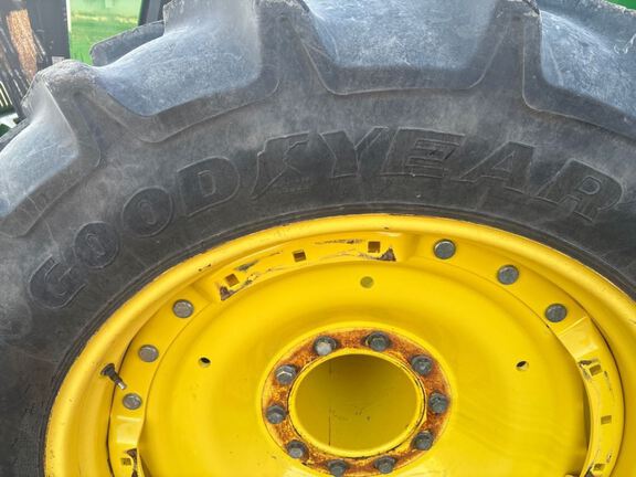 2022 John Deere 8R 340 Tractor