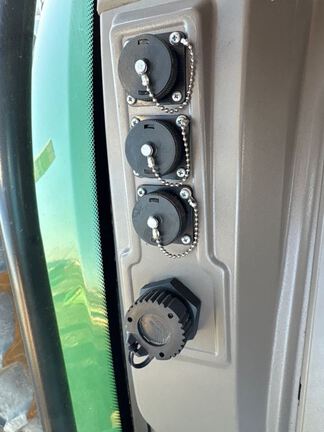 2022 John Deere 8R 340 Tractor