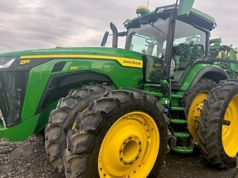 2022 John Deere 8R 340 Tractor
