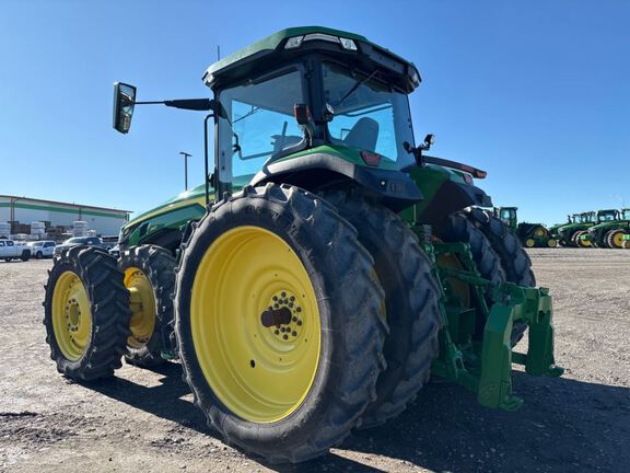 2022 John Deere 8R 340 Tractor
