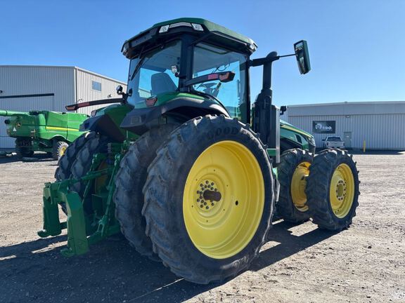 2022 John Deere 8R 340 Tractor