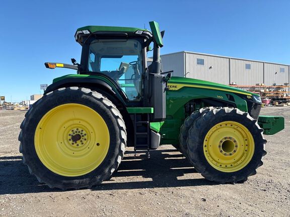 2022 John Deere 8R 340 Tractor