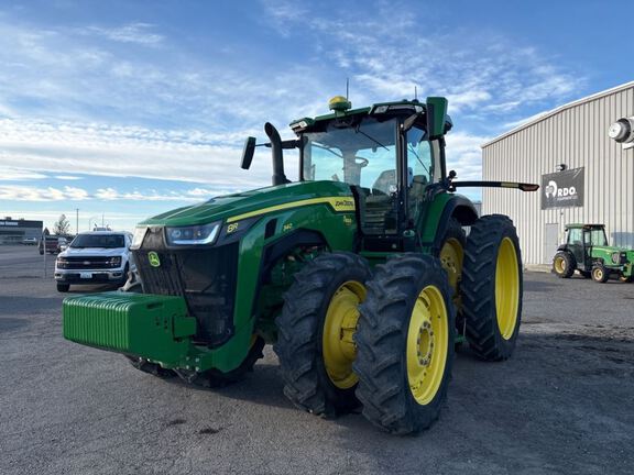 2022 John Deere 8R 340 Tractor