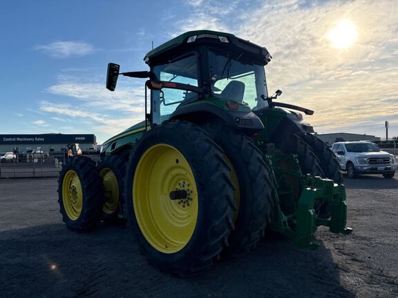 2022 John Deere 8R 340 Tractor