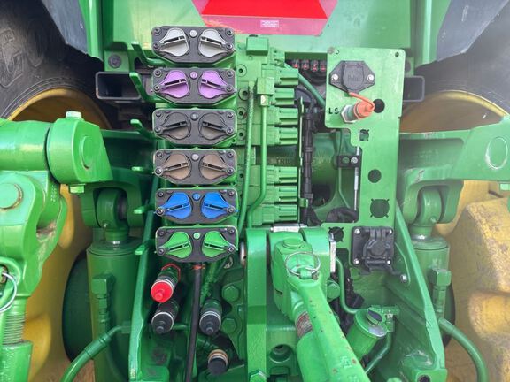 2022 John Deere 8R 340 Tractor