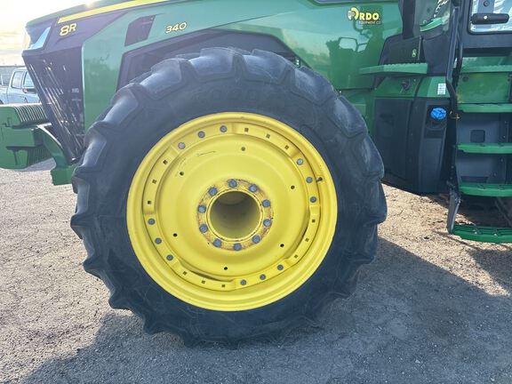 2022 John Deere 8R 340 Tractor