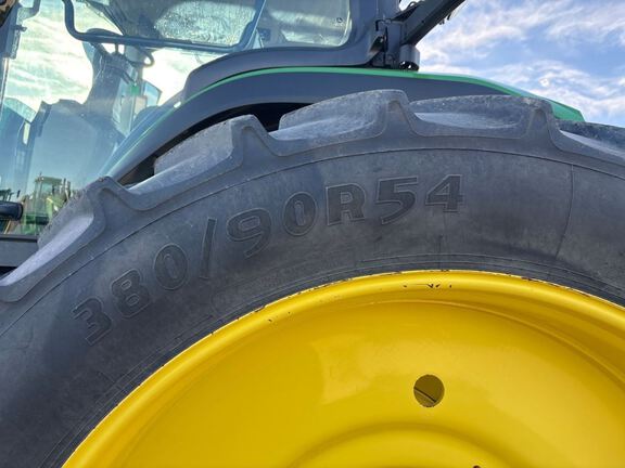 2022 John Deere 8R 340 Tractor