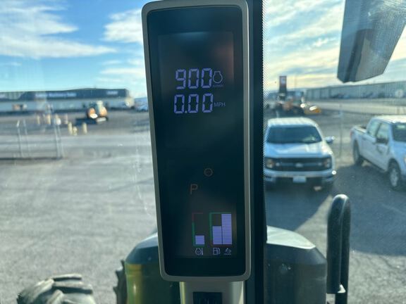 2022 John Deere 8R 340 Tractor