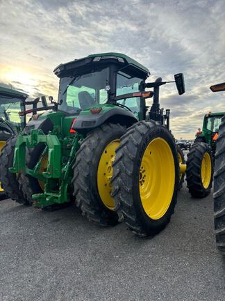 2022 John Deere 8R 340 Tractor