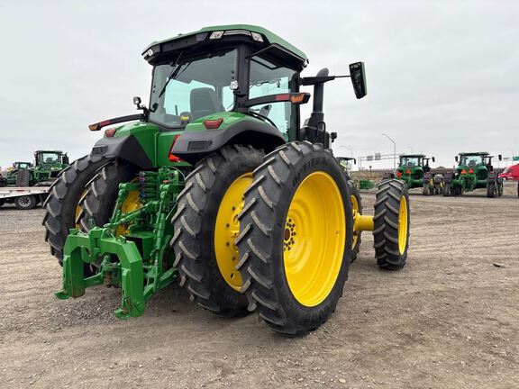 2022 John Deere 8R 340 Tractor