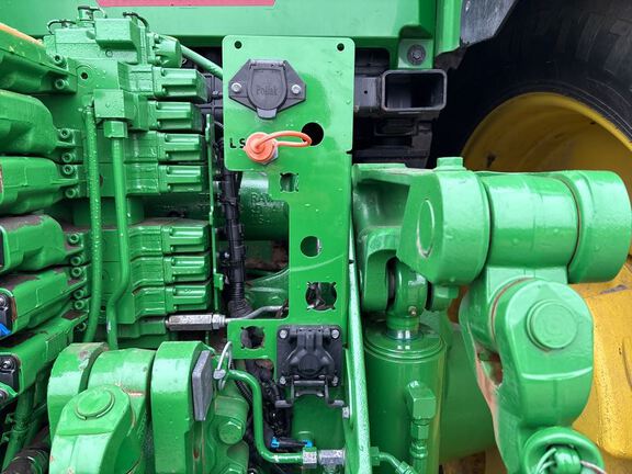 2022 John Deere 8R 340 Tractor