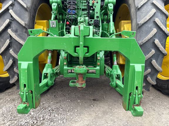 2022 John Deere 8R 340 Tractor