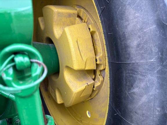 2022 John Deere 8R 340 Tractor