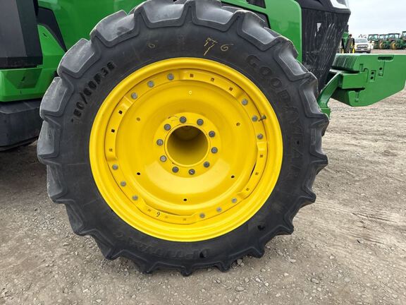 2022 John Deere 8R 340 Tractor