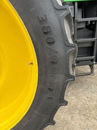 2022 John Deere 8R 340 Tractor