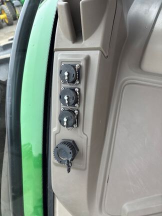 2022 John Deere 8R 340 Tractor