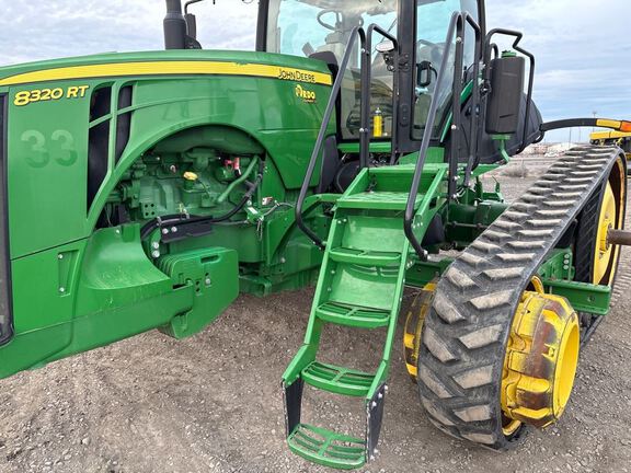 2019 John Deere 8320RT Tractor Rubber Track