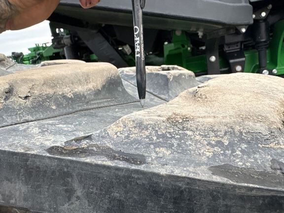 2019 John Deere 8320RT Tractor Rubber Track