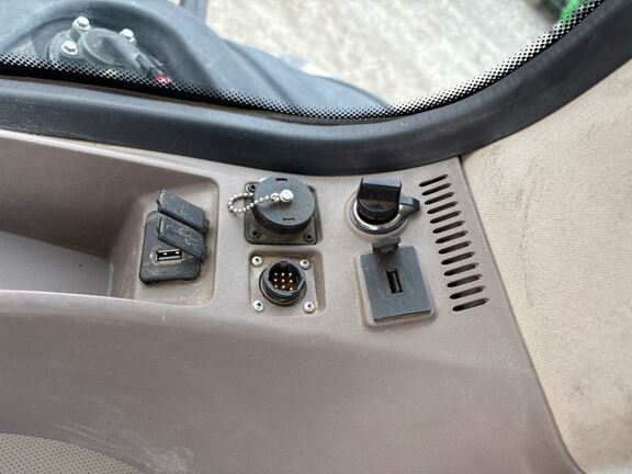 2019 John Deere 8320RT Tractor Rubber Track