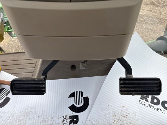 2019 John Deere 8320RT Tractor Rubber Track