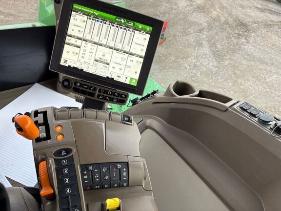 2023 John Deere 9RX 640 Tractor Rubber Track