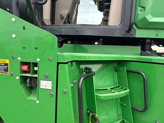 2023 John Deere 9RX 640 Tractor Rubber Track