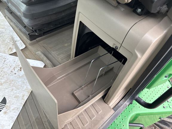 2023 John Deere 9RX 640 Tractor Rubber Track