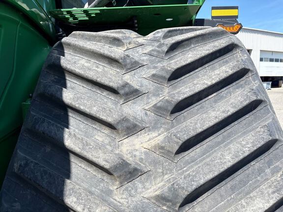 2023 John Deere 9RX 640 Tractor Rubber Track