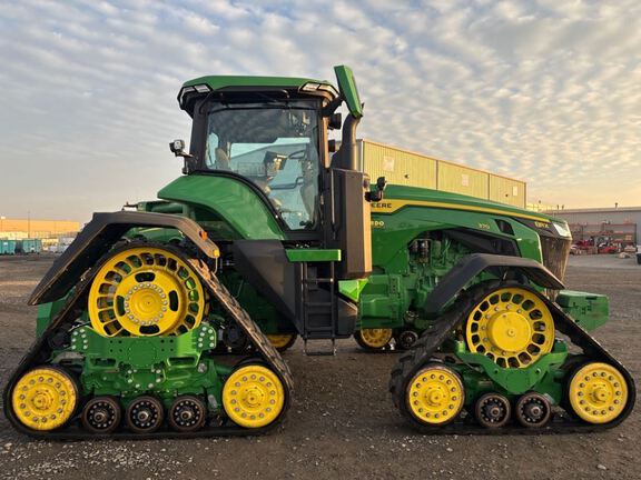 2025 John Deere 8RX 370 Tractor Rubber Track