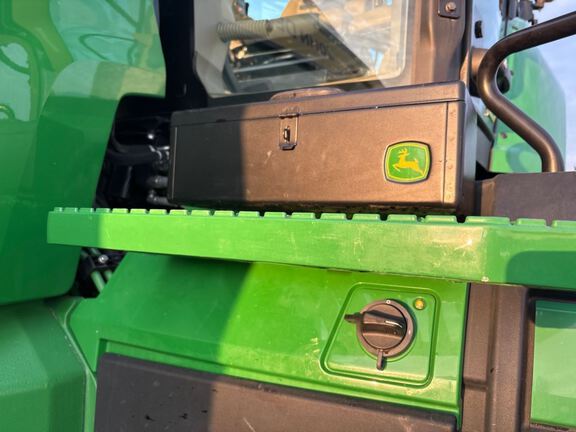 2025 John Deere 8RX 370 Tractor Rubber Track