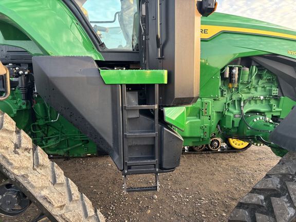 2025 John Deere 8RX 370 Tractor Rubber Track